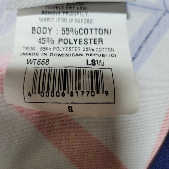 UA Starfish Print Scrub Top Size Small - Picture 4 of 7